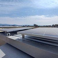 太陽光発電用のソーラーパネル